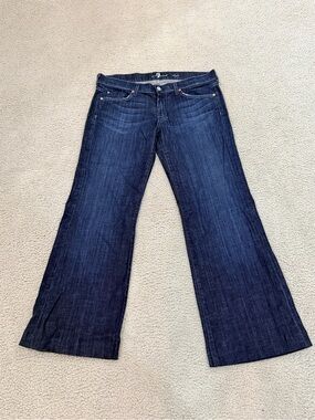 7 For All Mankind Dark Indigo Flare Wide Leg Jeans Size 31 Made in USA